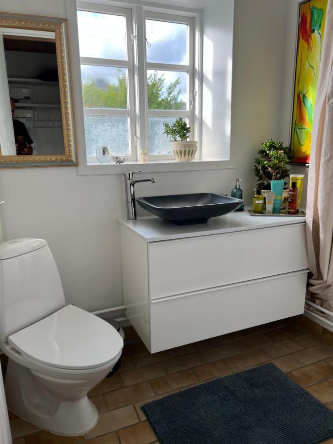 Stenstrup Familie Apartment ภายนอก รูปภาพ
